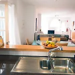 Casa Escadinhas *